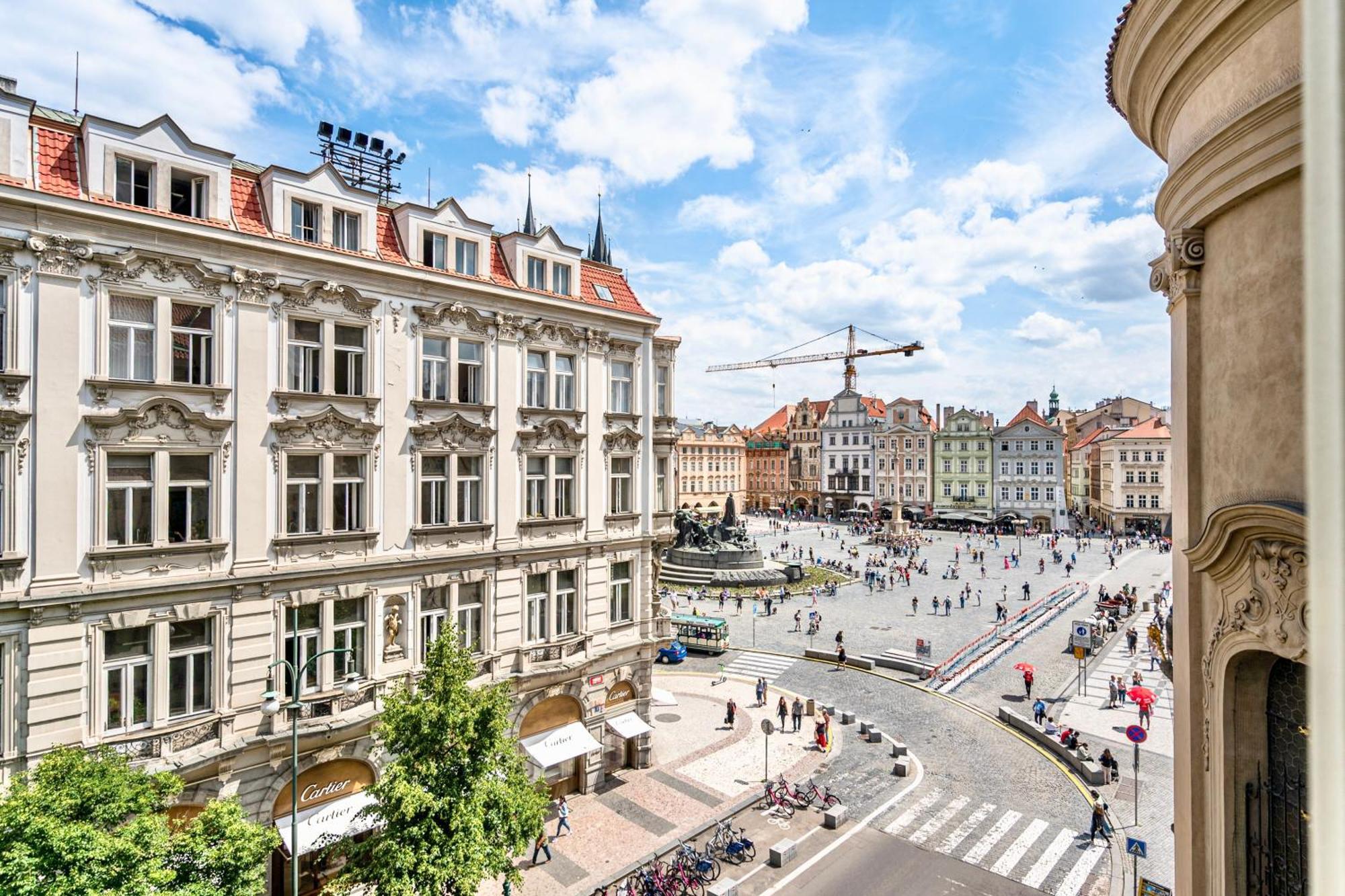 The Old Town Square & Parizska Apartments Praha Bagian luar foto